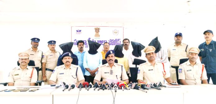 హత్యకు ప్రతీకారమే మధు హత్య