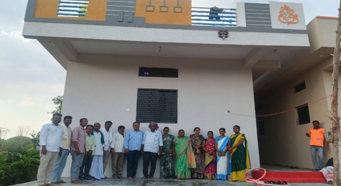 MPDO honors beneficiary who completed construction