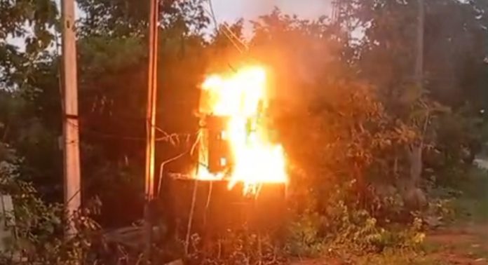 ట్రాన్స్ఫార్మర్లో చెలరేగిన మంటలు