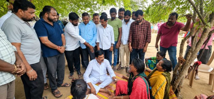 విషాదం నిండిన కుటుంబాలకు అండగా ఎమ్మెల్యే ప్రశాంత్ రెడ్డి