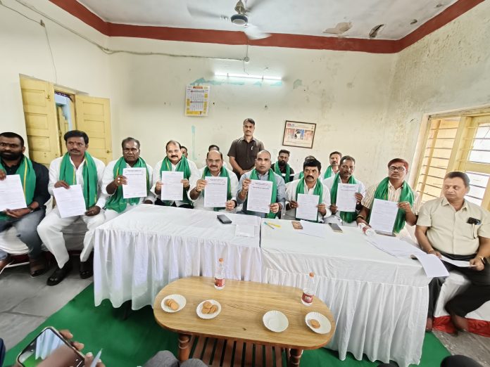 మదర్ డైరీకి మంచి రోజులు : ప్రభుత్వ విప్