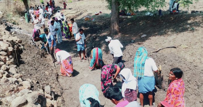 గ్రామాలలో జోరందుకున్న ఉపాధి పనులు