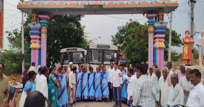 Massive crowds turned out for the CM's public meeting.