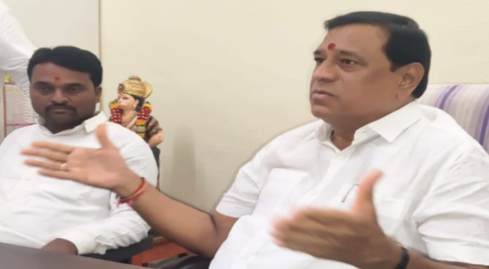 ఆంజనేయస్వామి ఆలయాభివృద్ధికి కృషి చేస్తా: ఎంపీ