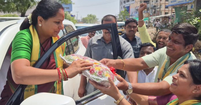 కుమురంభీం ఆసిఫాబాద్ జిల్లా పర్యటనలో కవిత