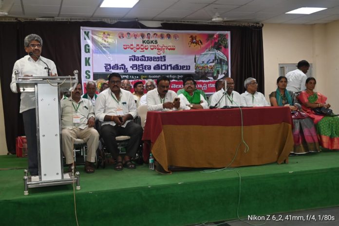 సంపన్నులకు సంపద…గీత కార్మికులకు మొండిచేయి