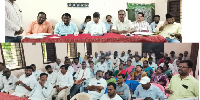 ZP CEO's meeting with officials and Sarpanches