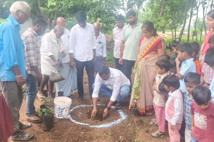 మనుగడకు ఆధారం..పర్యావరణం