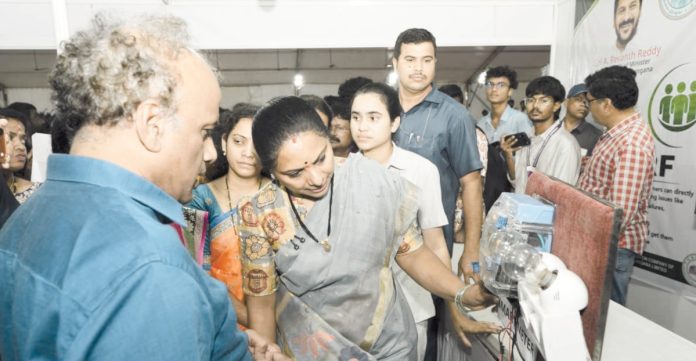 ‘ప్రీపెయిడ్ మీటర్ల’ నిర్ణయాన్ని ఉపసంహరించుకోవాలి