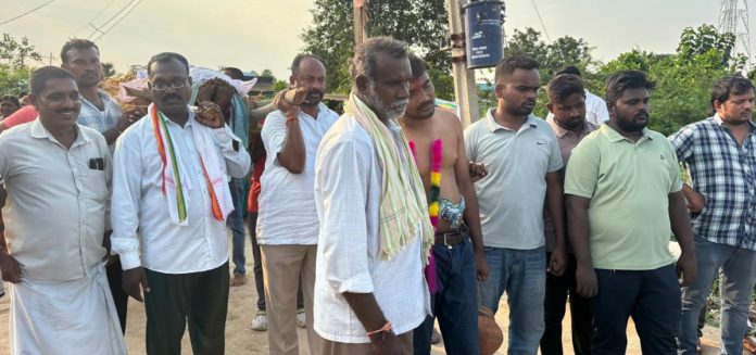 The chairman and sarpanch who carried the deceased's body