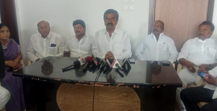 జూరాల నీటి విడుదలపై హర్షం: మాజీ ఎమ్మెల్యే చిట్టెం