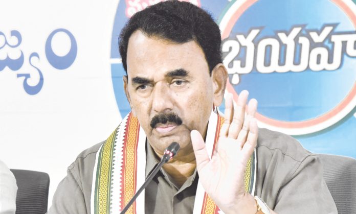 మీరెందుకు జారాల వద్ద రిజర్వాయర్ కట్టలేదు?