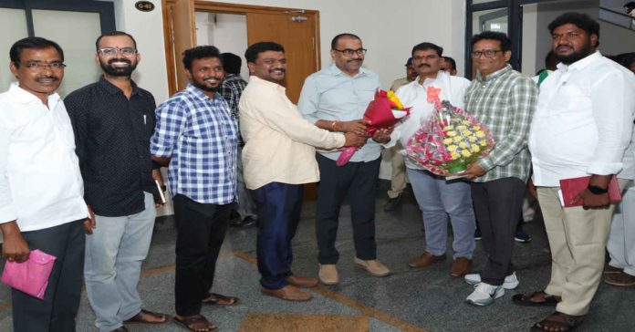 యాదాద్రి భువనగిరి జిల్లా ఆర్ అండ్ బి ఈఈ గా సునీల్ కుమార్ బాధ్యతల స్వీకరణ…