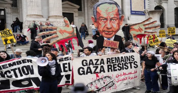 Hollywood stars protest against Netanyahu.