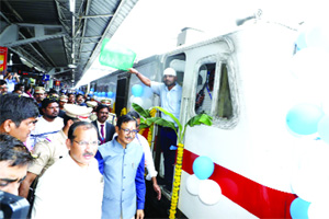 bharat-gaurav-rail-started