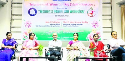 womens-day-meeting