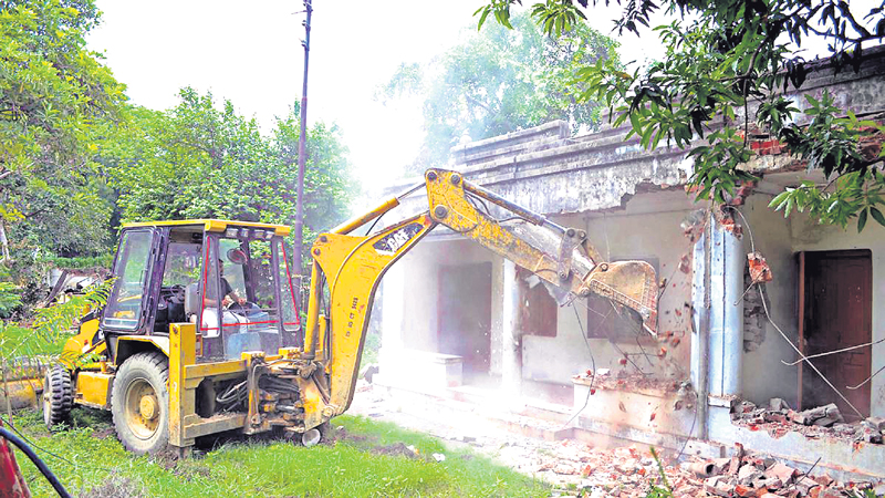 Demolition of Gandhi Memorial Building