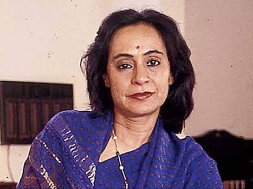 Famous writer Naveen Patnaik's sister Geeta Mehta passed away