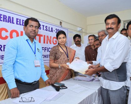 new-prabhakar-reddy-who-received-mla-certificate