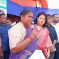 seethakka-minister-of-comprehensive-medical-services-at-medaram-fair
