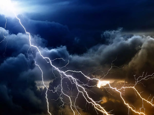 four-people-died-due-to-lightning-in-ap