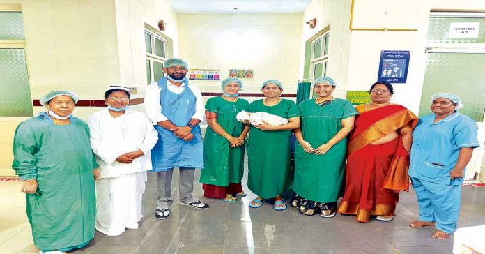 Bhadradri Collectors wife gives birth in government hospital