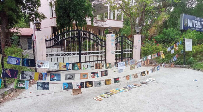Put down your phones.. pick up your books.