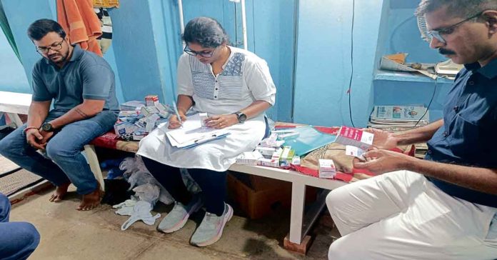 Supply of medicines to fake and unqualified doctors