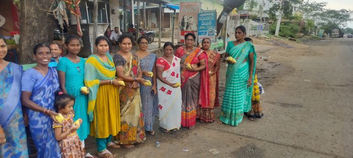 Delivery of Pulihora Packets ..