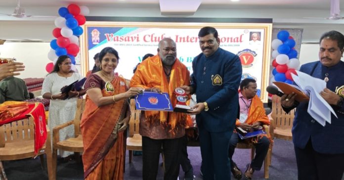 Honors to the presidents of Vasavi Club Kuruva..
