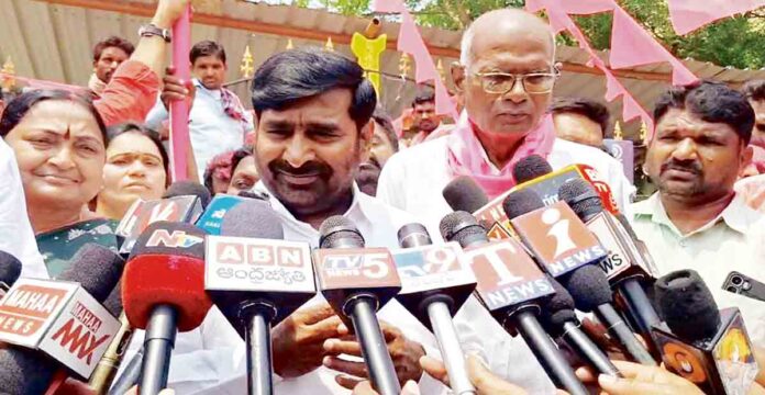 Former Minister Guntakandla Jagadish Reddy