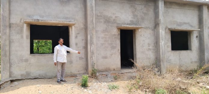 The construction of the SC community hall should be completed immediately.