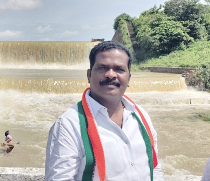 What is the connection between the MP's beard and the former MLA's birthmark?