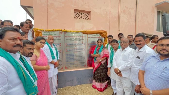 Minister Seethakka