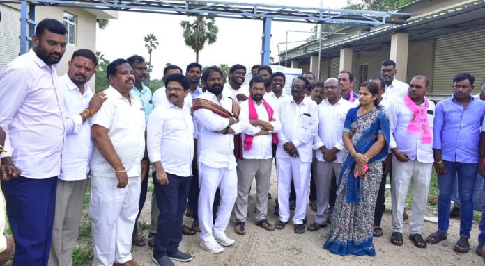 Nandanam palm water products center should be opened..