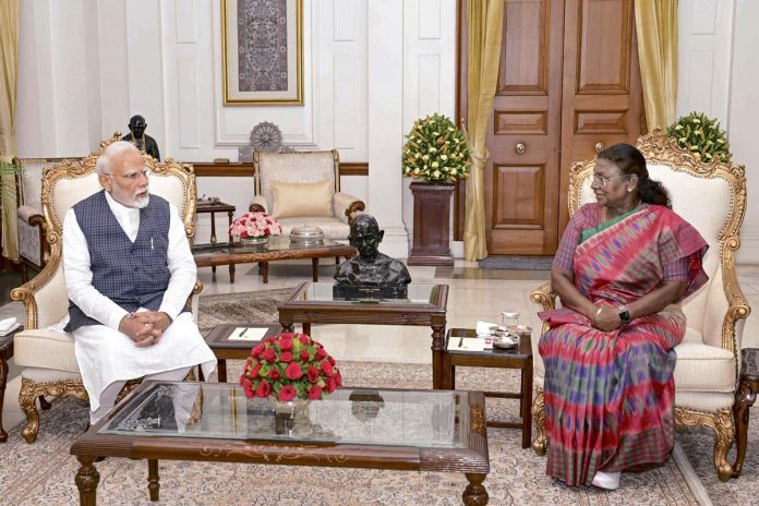 Modi meets the President