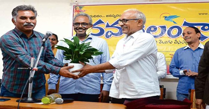 Rampalli Ramesh as the editor of Navatelangana