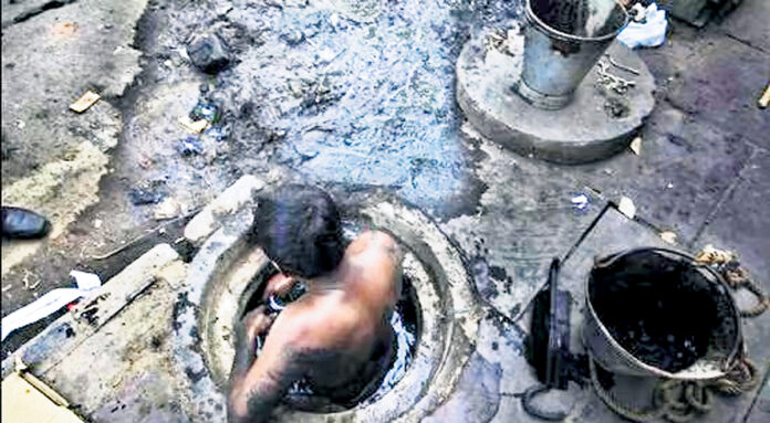 Government that does not care about sanitation workers