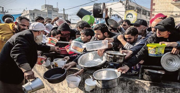 There are many deaths from hunger in Gaza..!