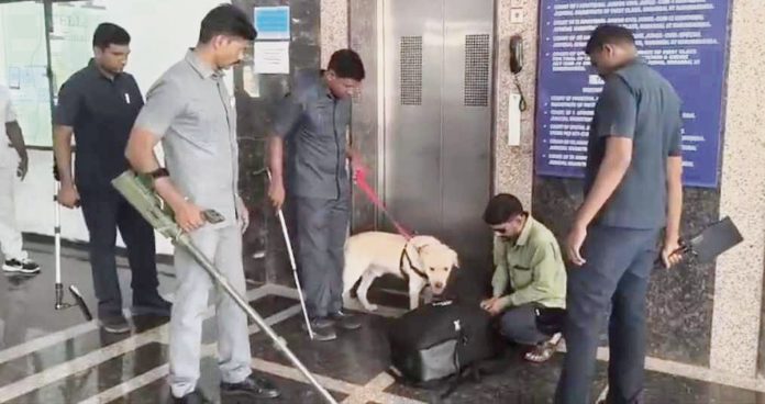 Bomb threat to Hanamkonda District Court