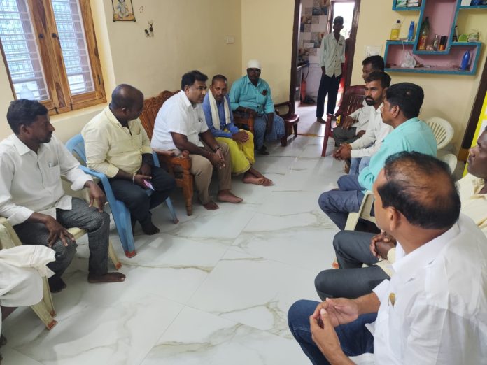 Counseling for many victim families