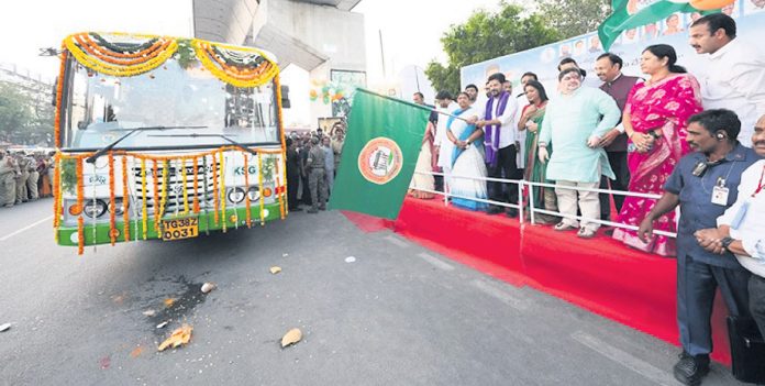 Paths to village self-government