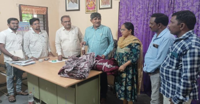Additional Collector who distributed uniforms