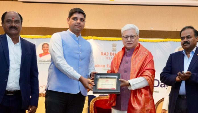 Collector receives Best Blood Donor Award