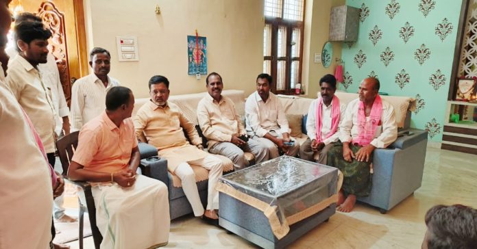 Former MLA visits families of deceased