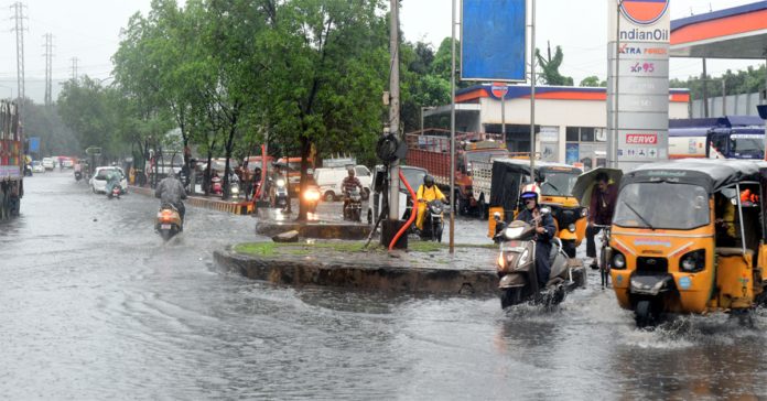 Heavy rain in Visakhapatnam..