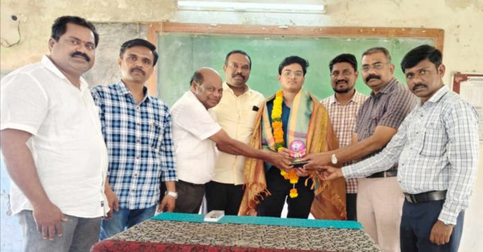 IIT ranker Muneeb honoured..