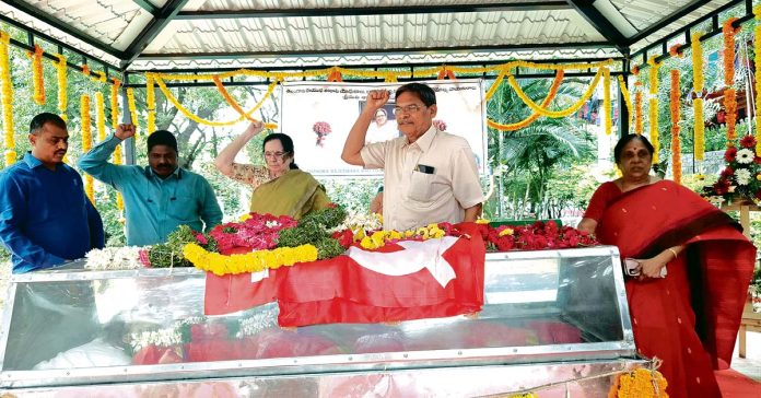 Sugunamma's funeral concludes