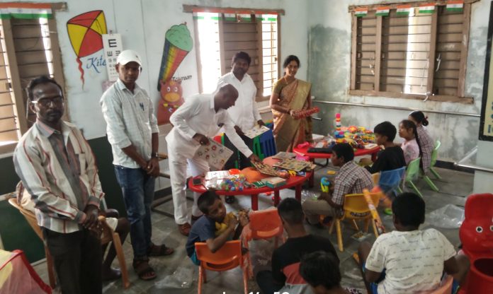 Learning with play equipment