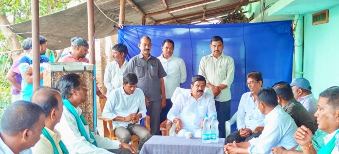 MLA Prashanth Reddy visits relatives